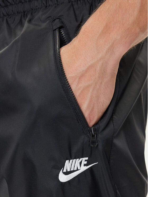 Nike Nike Долнище анцуг Windrunner DX0653 Черен Standard Fit