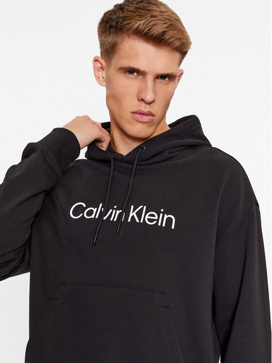 Calvin Klein Jopa Hero K10K111345 Črna Regular Fit