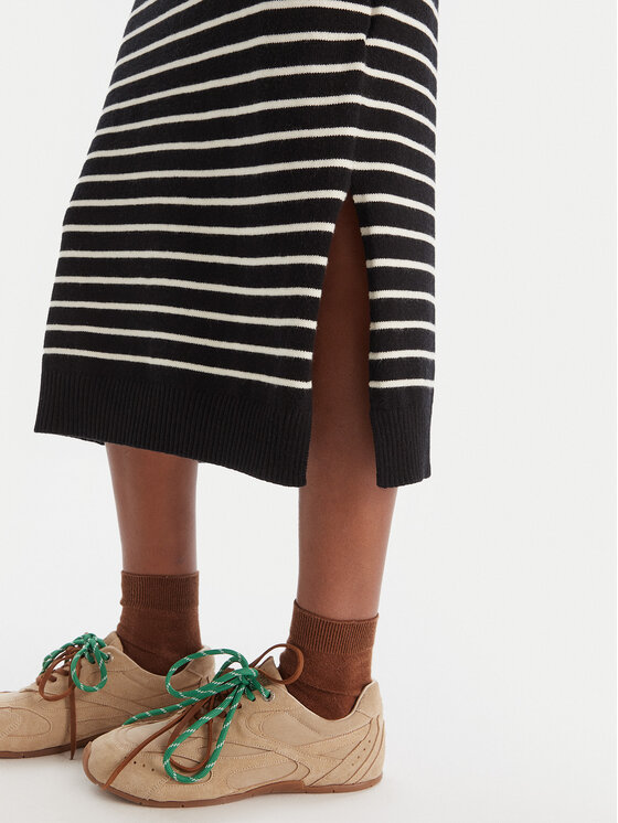 Roxy Roxy Úpletové šaty Cool Waves SD ERJKD03536 Černá Regular Fit