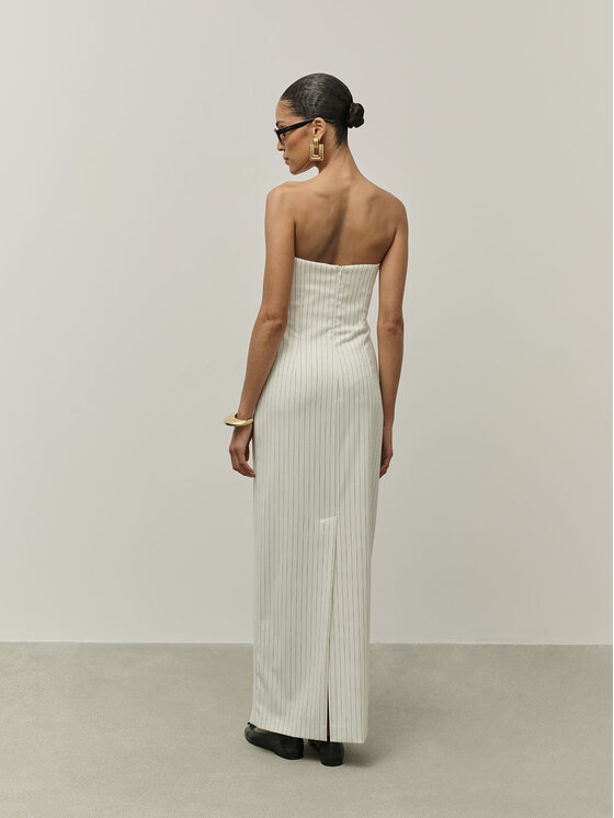 La Mania La Mania Sukienka codzienna MUSE Biały Classic Fit