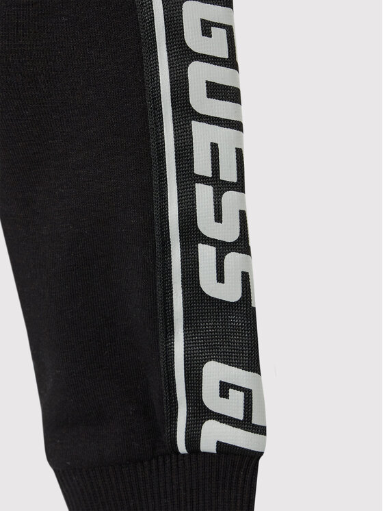 Guess Guess Mikina L2YQ47 K6ZS1 Černá Regular Fit
