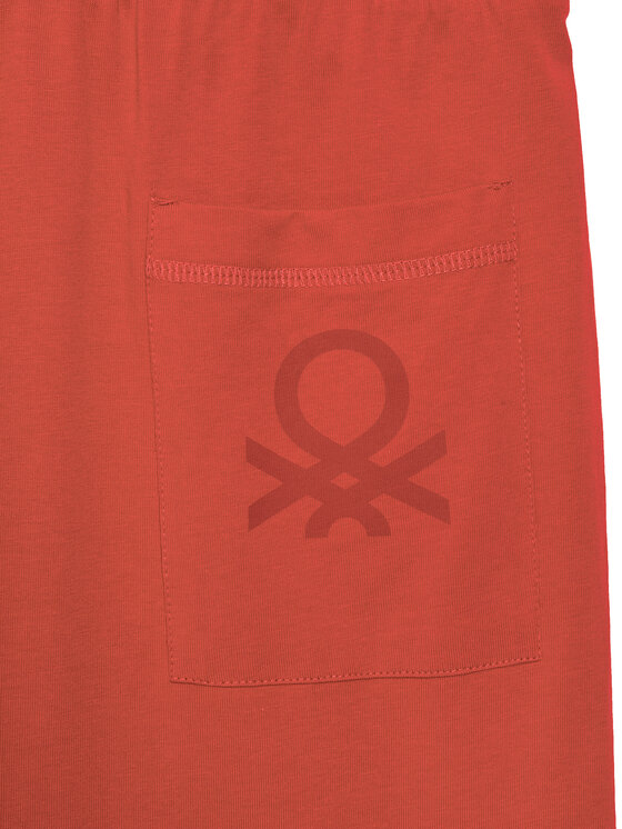 United Colors Of Benetton United Colors Of Benetton Športne kratke hlače 3BL0C903L Rdeča Regular Fit