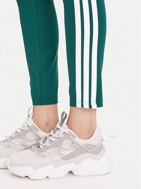 adidas adidas Tamprės Essentials 3-Stripes KB7663 Žalia Slim Fit