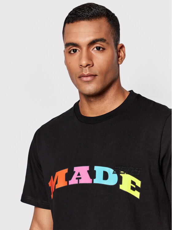 2005 2005 T-shirt Unisex Made Crna Regular Fit