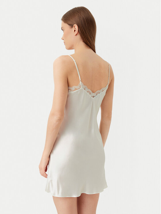 Simone Pérèle Simone Pérèle Koszula nocna Love Me 1F8940 Écru Slim Fit