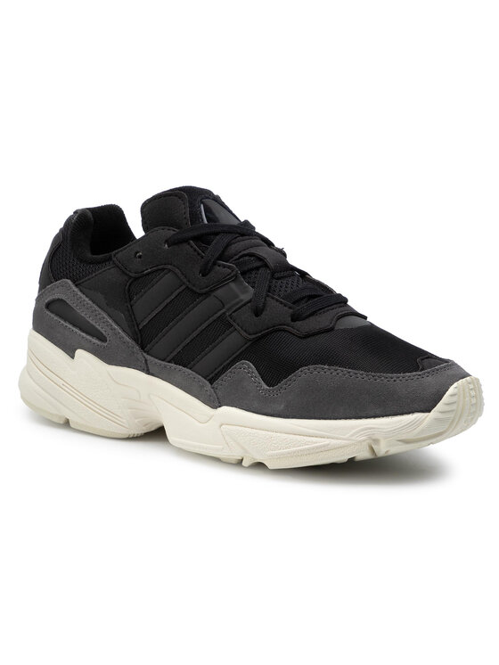 Scarpe yung nere outlet