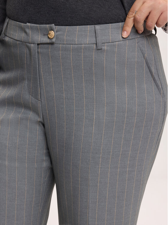 Fiorella Rubino Fiorella Rubino Pantaloni di tessuto P062T005416N0S3 Grigio Flare Fit