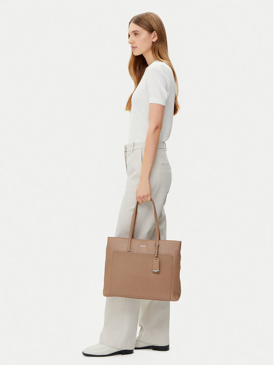 Calvin Klein Calvin Klein Käekott Ck Must Medium Shopper_Mono K60K612774 Beež