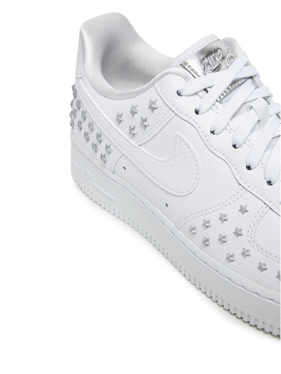 Nike Nike Laisvalaikio batai Nike Air Force 1 '07 XX Studded Balta