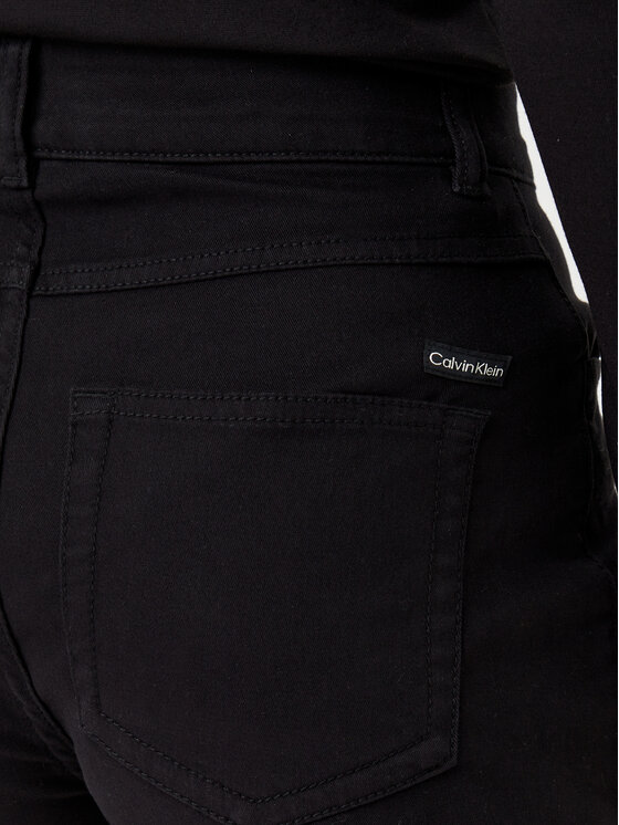 Calvin Klein Jeans Calvin Klein Jeans Hlače iz tkanine J20J224852 Črna Straight Fit
