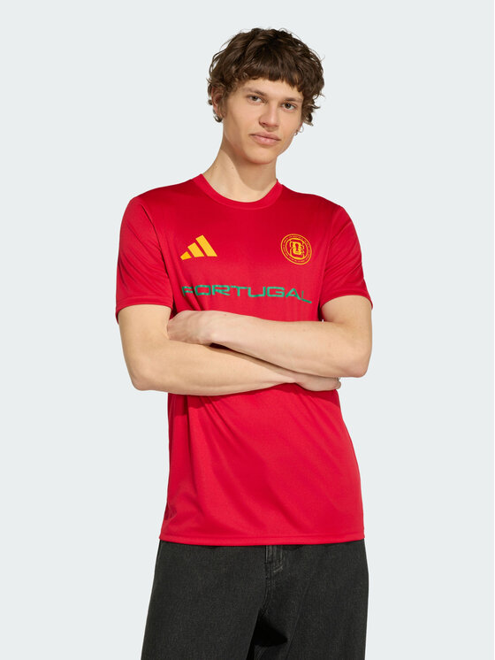 adidas adidas Koszulka techniczna FIFA World Cup 26™ Portugal Czerwony Regular Fit