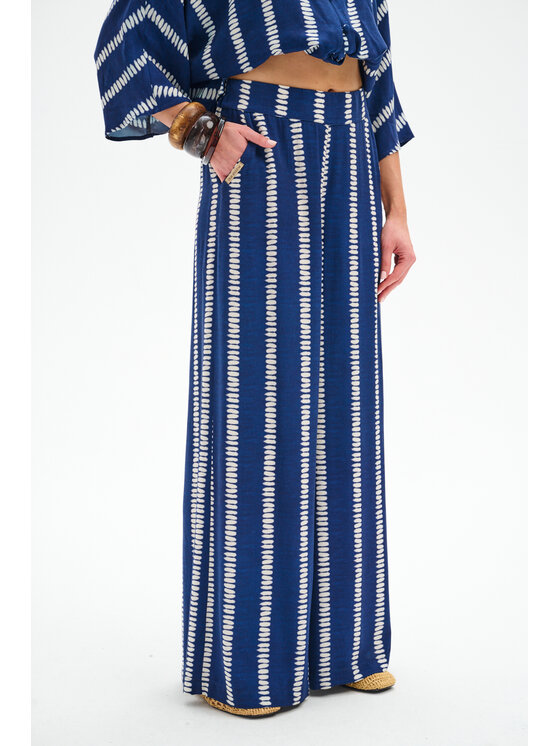 blue shadow blue shadow Spodnie materiałowe Azari Granatowy Regular Fit