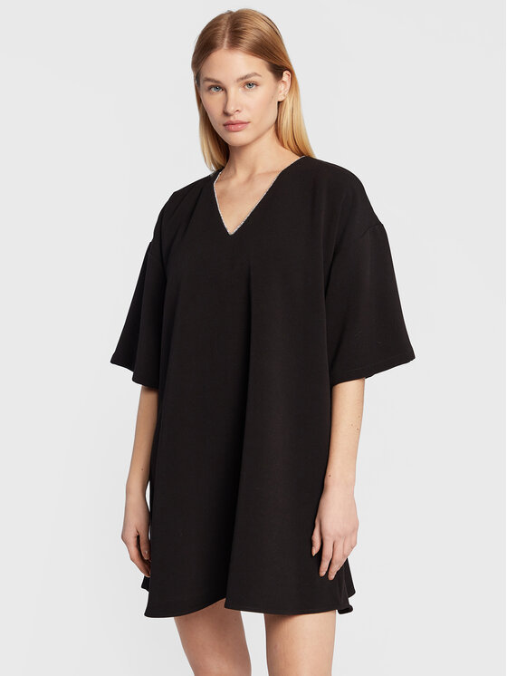 Silvian Heach Vsakodnevna obleka Corto CVA22029VE Črna Relaxed Fit