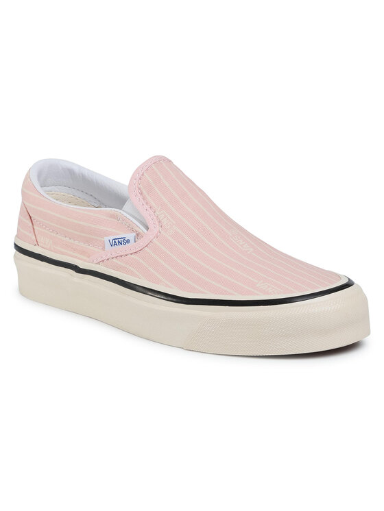 vans mauve slip on