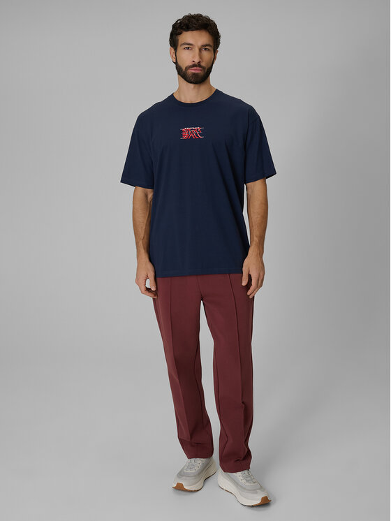4F 4F T-Shirt ESSENTIALS Granatowy Loose Fit