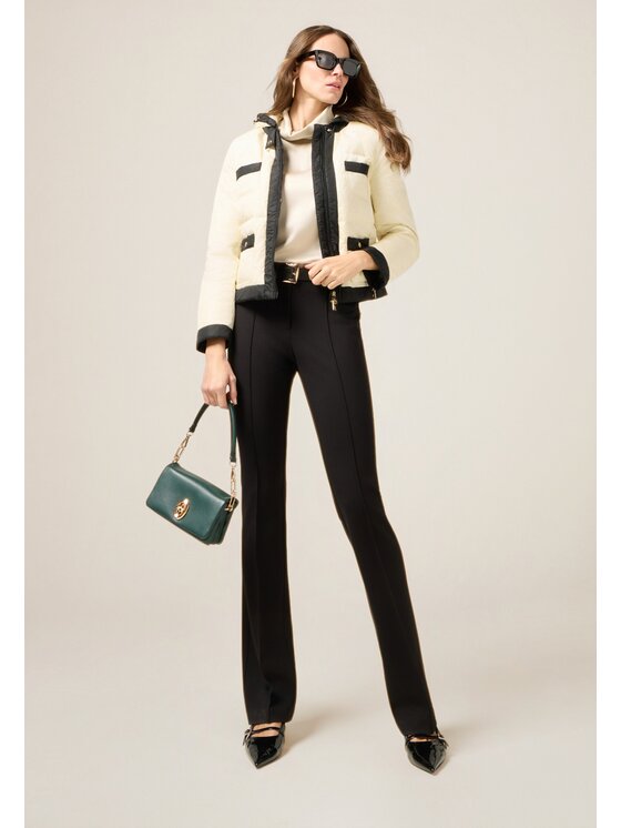 Oltre Oltre Pantaloni di tessuto P070R008830N033 Nero Flare Fit