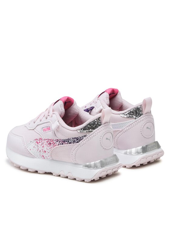 Puma night shop rider