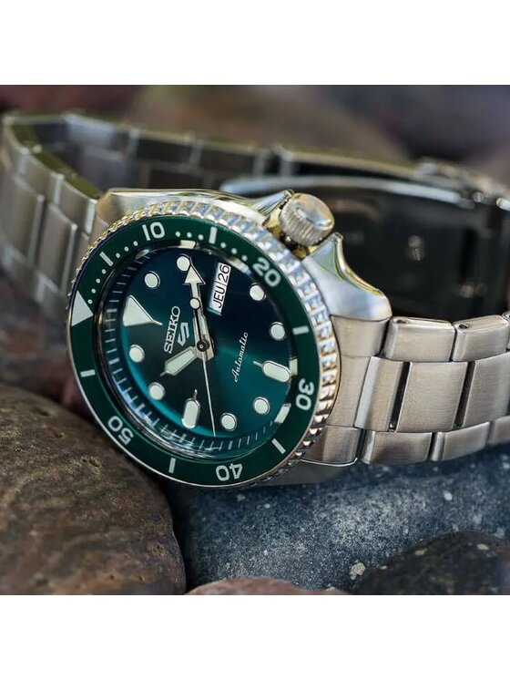 Seiko Seiko Hodinky 4954628232151 Strieborná