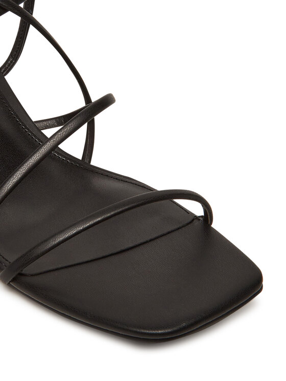Steve Madden Steve Madden Sandále Remmi SM11003296 Čierna