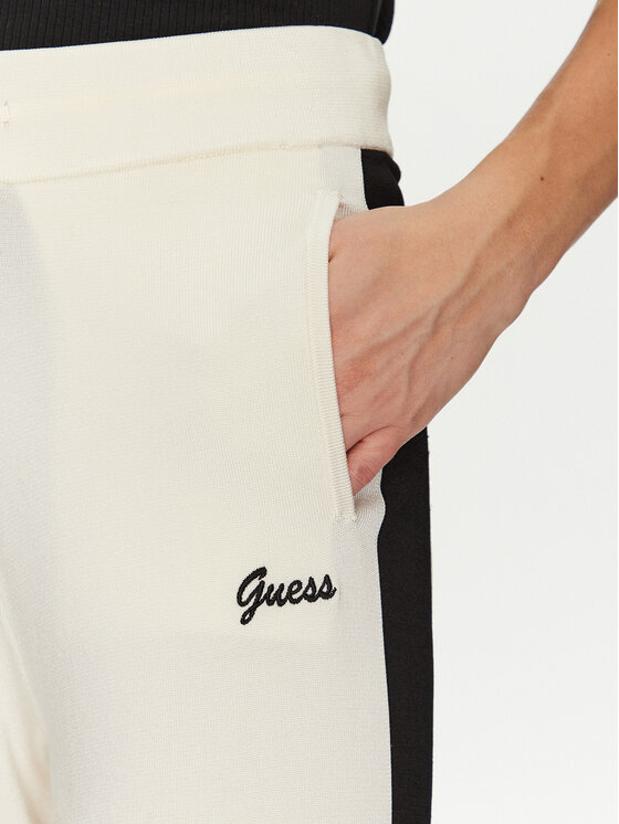 Guess Guess Spodnie dresowe V5GB00 Z3D60 Écru Regular Fit