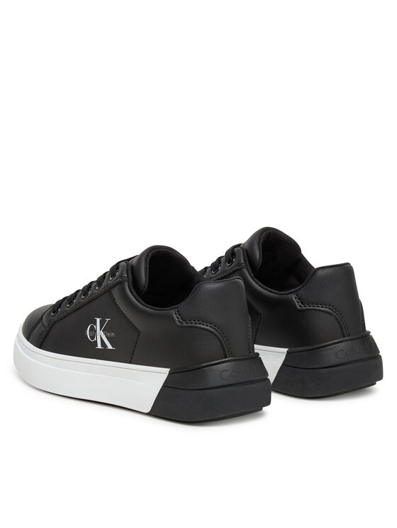 Calvin Klein Calvin Klein Сникърси V3X9-83165-1355 S Черен