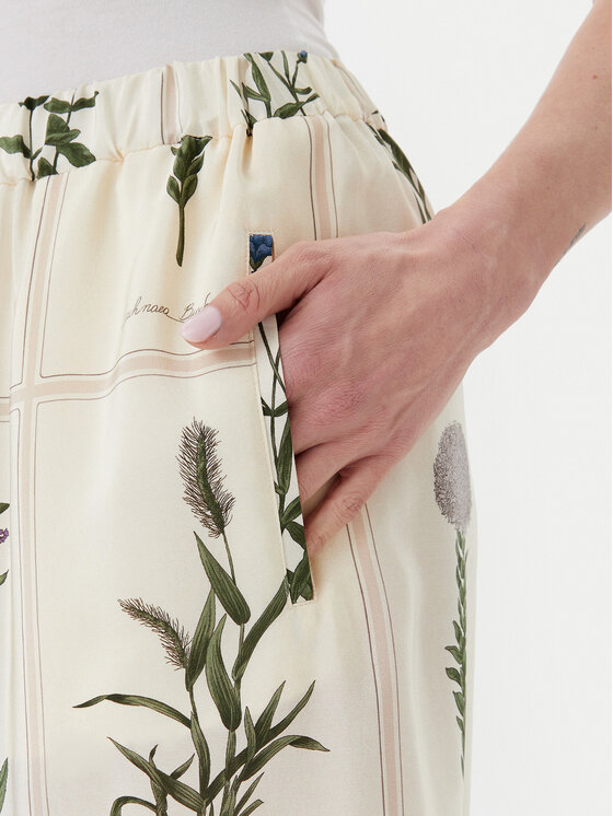 Weekend Max Mara Weekend Max Mara Кюлоти Lory 2515131012 Écru Relaxed Fit