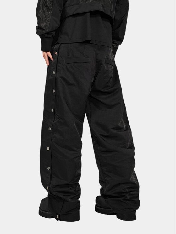 MADE BY SOCIETY MADE BY SOCIETY Spodnie materiałowe Pantaloni FRAME - P17742 Czarny Basic Fit