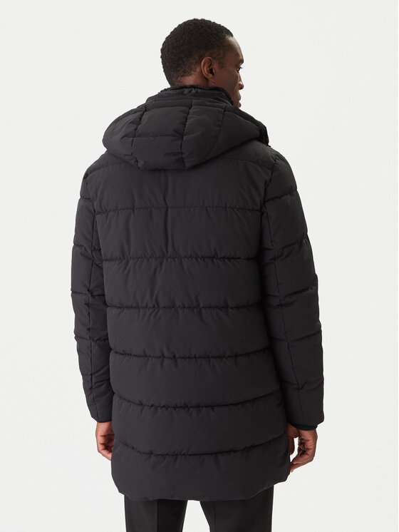 KARL LAGERFELD KARL LAGERFELD Zimní bunda 505035 554586 Černá Regular Fit