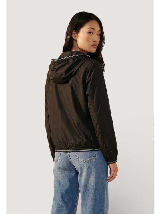 Blauer Blauer Μπουφάν πουπουλένιο NAY Μαύρο Casual Fit