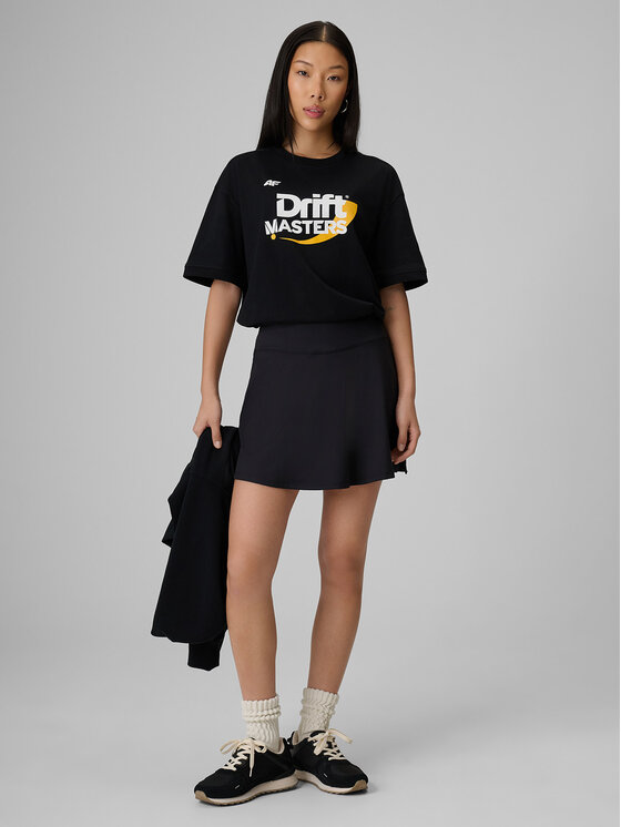 4F 4F T-Shirt MOTOSPORTS 2026 Czarny Loose Fit
