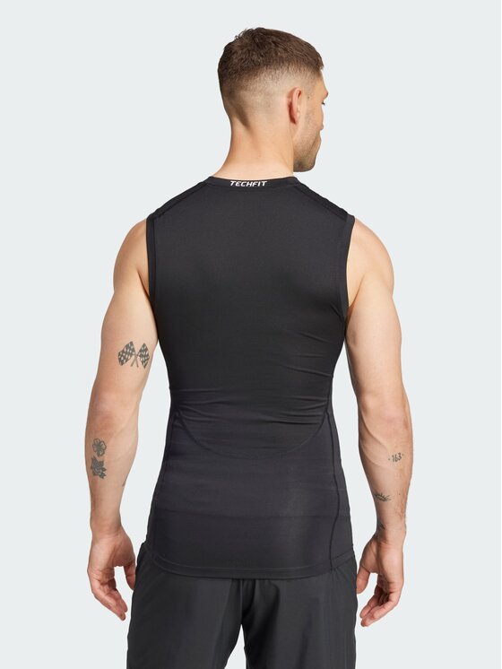 adidas adidas Koszulka techniczna 136939 Czarny Fitted Fit