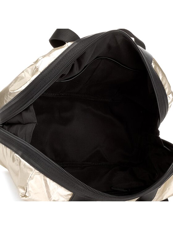 Calvin Klein Taska Fluid Duffle Metalic K60K604045 Arany Modivo.hu
