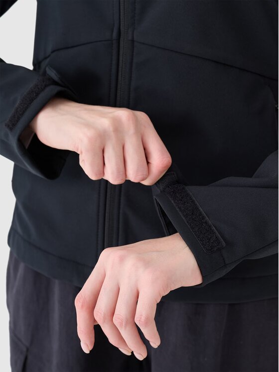 4F 4F Μπουφάν Softshell 4FWSS25TSOFF320-20S Μαύρο Regular Fit