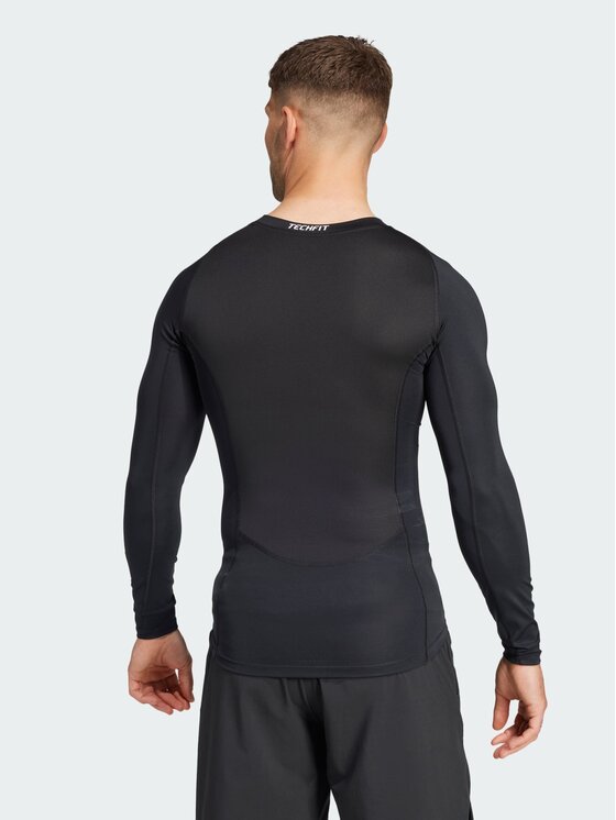 adidas adidas Koszulka techniczna 136943 Czarny Fitted Fit