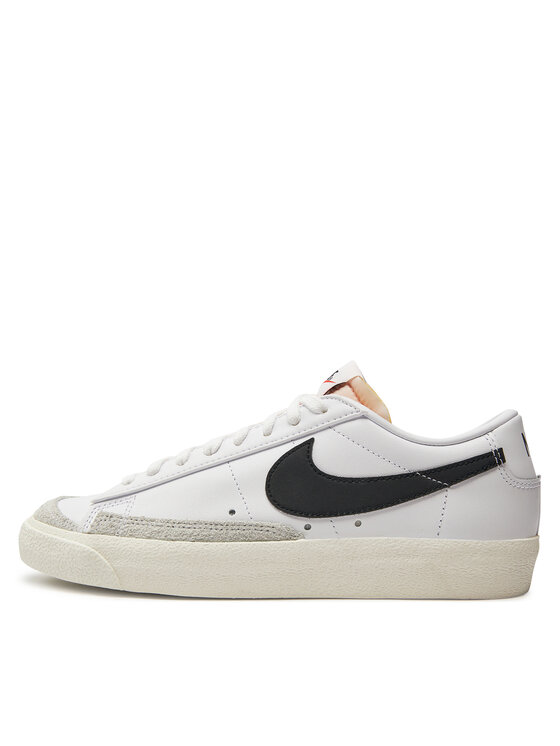 Nike Nike Sneakersy Blazer Low '77 Vntg DA6364 101 Biela