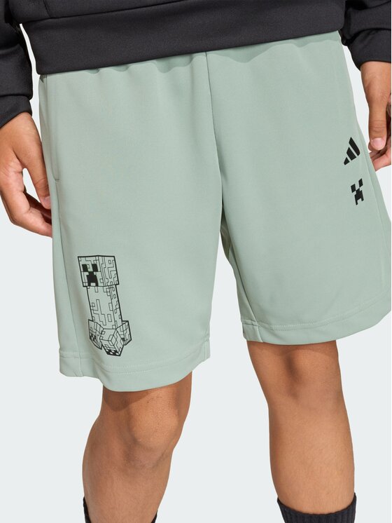 adidas adidas Szorty materiałowe 158795 Zielony jasny Regular Fit