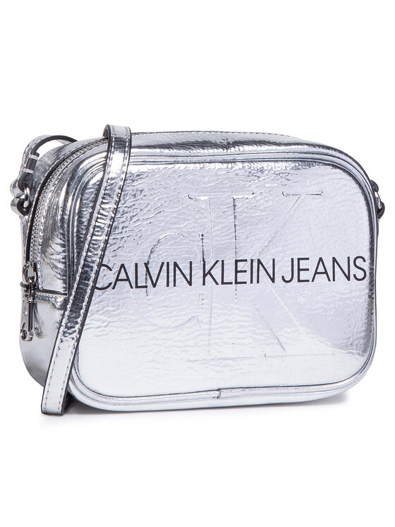 Calvin Klein Jeans Calvin Klein Jeans Rankinė Camera Bag K60K607621 Sidabrinė