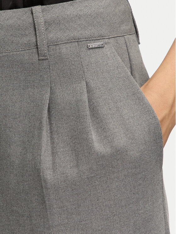 Guess Guess Pantaloni di tessuto W4BB02 WGIF2 Grigio Relaxed Fit
