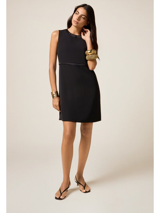 Oltre Oltre Vestito da giorno 7005R104955N033 Nero Slim Fit