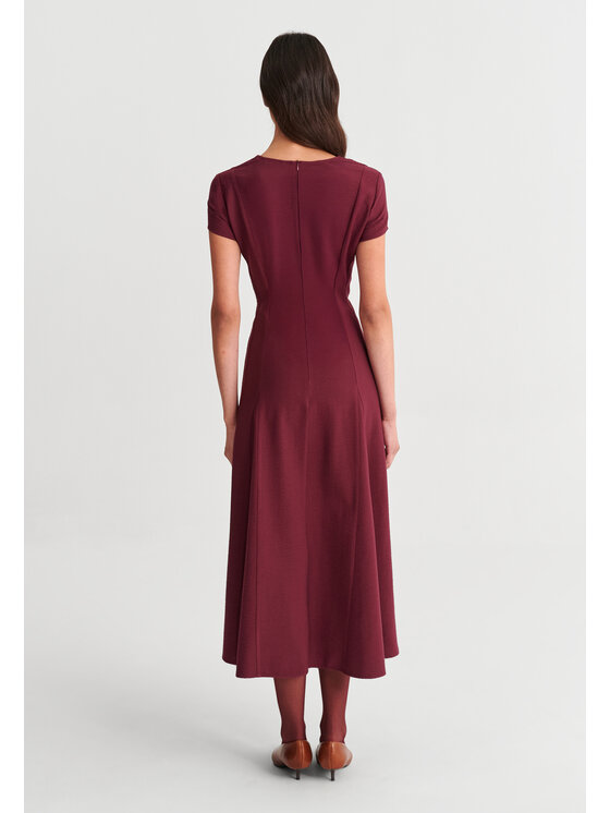 TATUUM TATUUM Sukienka codzienna NORIKAE Czerwony Flare Fit