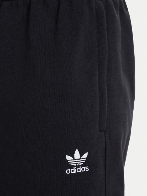 adidas adidas Спортивні шорти Trefoil Essentials JV6054 Чорний Loose Fit