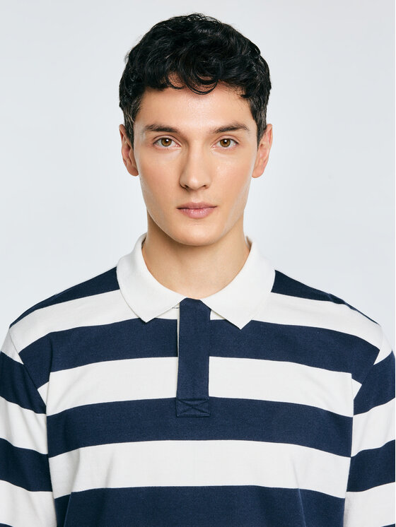 BIG STAR BIG STAR Sweter MIKER Biały Basic Fit