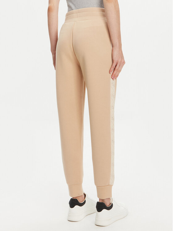 Guess Guess Teplákové kalhoty W5YB11 KBYE2 Béžová Regular Fit