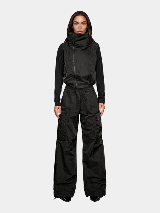 MADE BY SOCIETY MADE BY SOCIETY Spodnie materiałowe Craper - P27807 Czarny Basic Fit