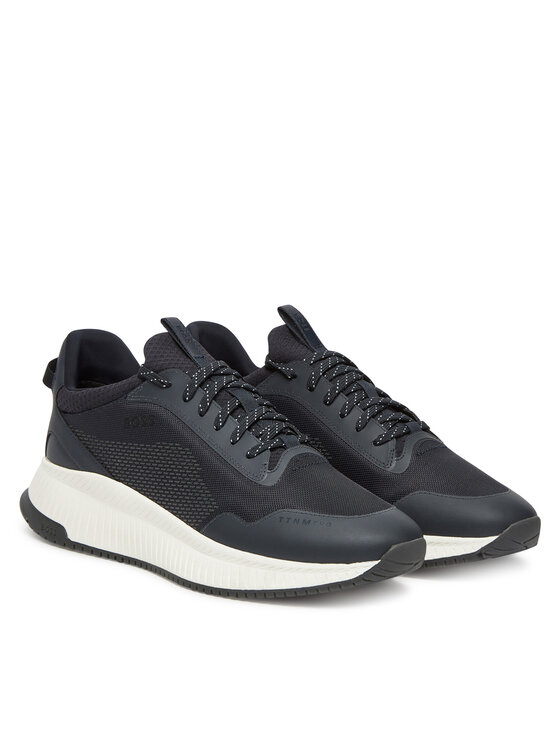 Buty sportowe widziane pod kątem z przodu, widoczne sznurowanie.