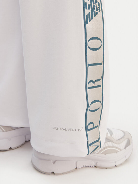 EA7 Emporio Armani EA7 Emporio Armani Sporta bikses 7W001155 AF12501 U0002 Balts Relaxed Fit