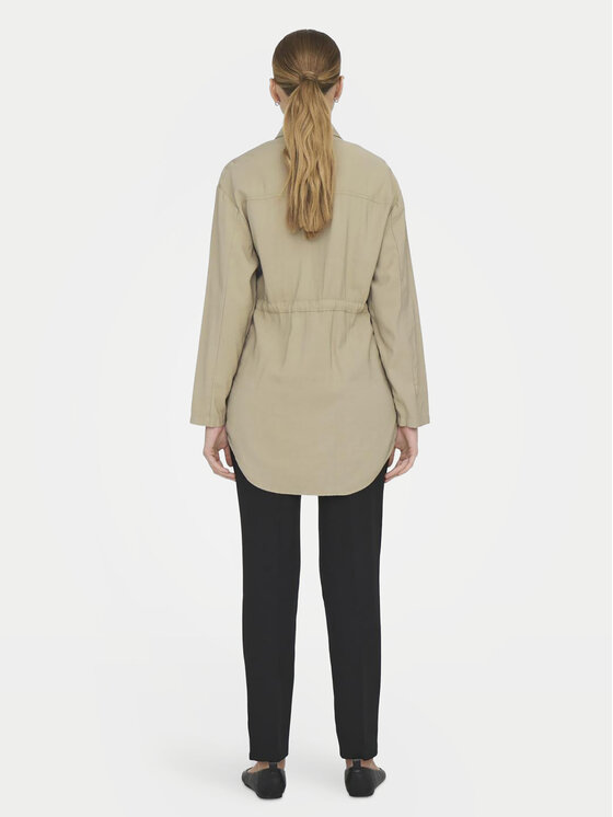 ONLY ONLY Marškinių švarkas Nadine 15308614 Smėlio Regular Fit