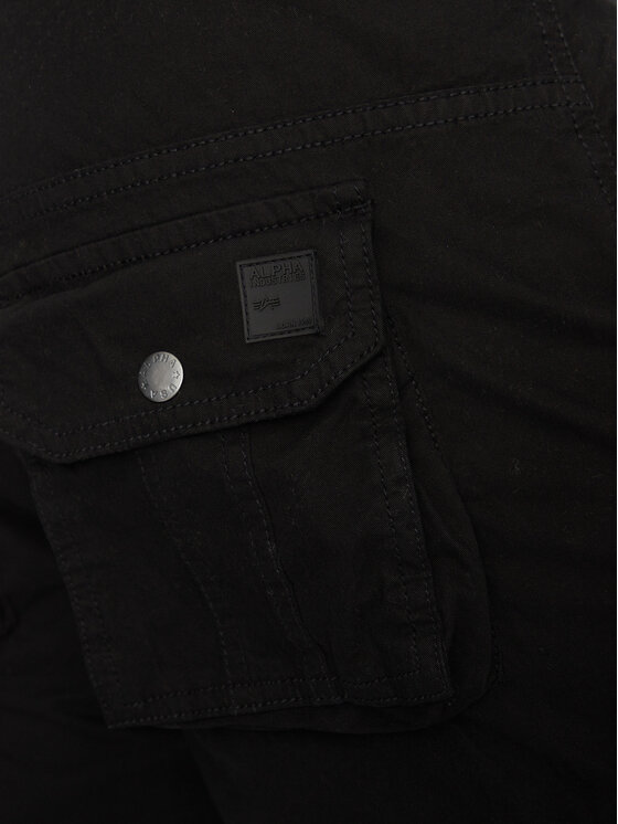 Alpha Industries Alpha Industries Szorty materiałowe 136250 Czarny Regular Fit