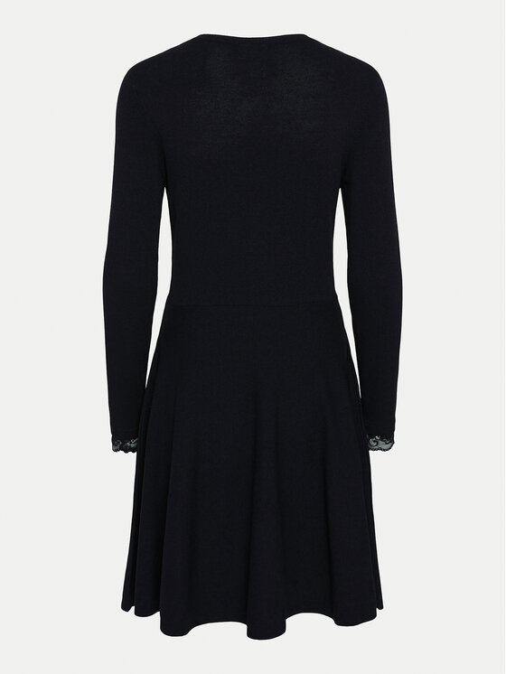 YAS YAS Úpletové šaty Becco 26011181 Černá Regular Fit