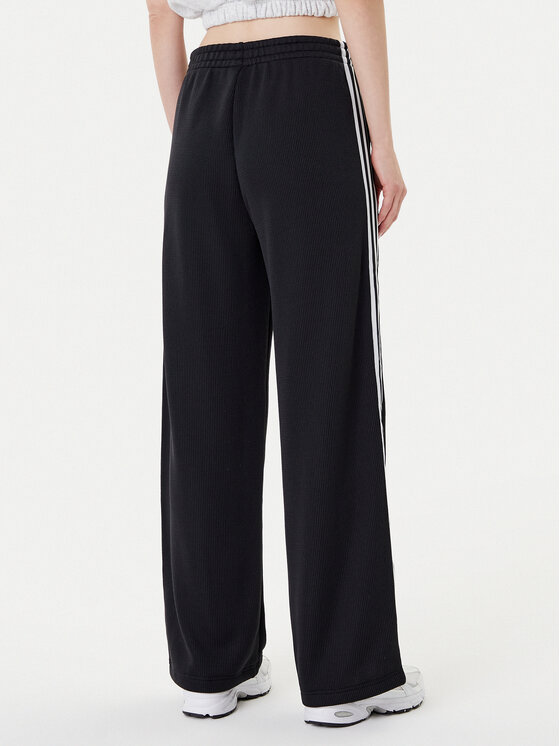 adidas adidas Pantaloni da tuta adicolor Firebird JV7525 Nero Regular Fit